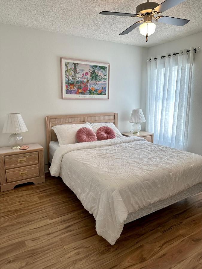 Private Pool With A Beautiful View Overlooking The Lake! Near Disney - Universal Kissimmee Exterior photo