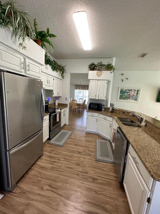 Private Pool With A Beautiful View Overlooking The Lake! Near Disney - Universal Kissimmee Exterior photo