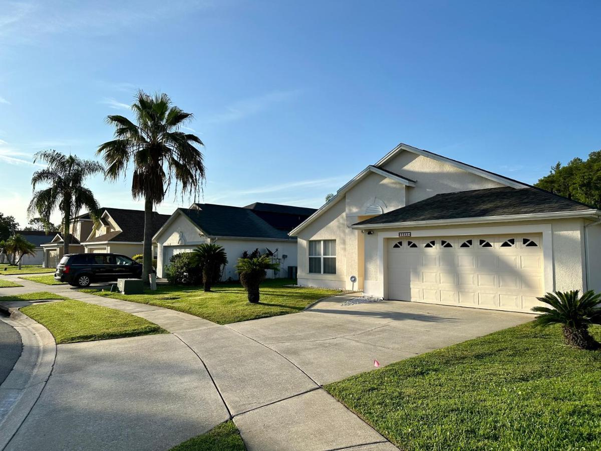 Private Pool With A Beautiful View Overlooking The Lake! Near Disney - Universal Kissimmee Exterior photo